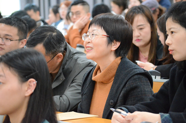350VIP浦京集团举行教师示范课活动 